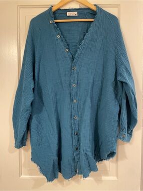Jar of Love Teal Blue Cotton Gauze Raw Hem Button Up Blouse Size L